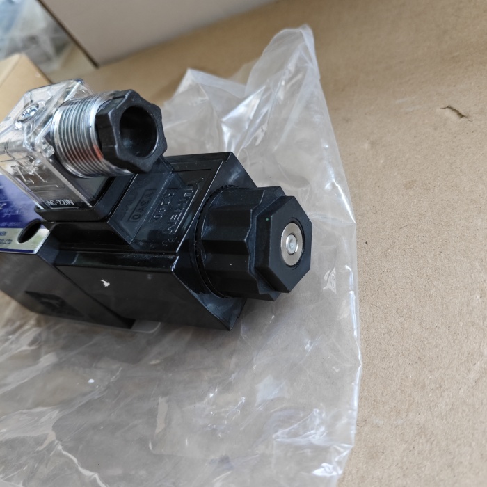 YUCIYUKEN DSG-01-2B3B-AC220 YUCIYUKEN DSG-01-2B3B-AC220